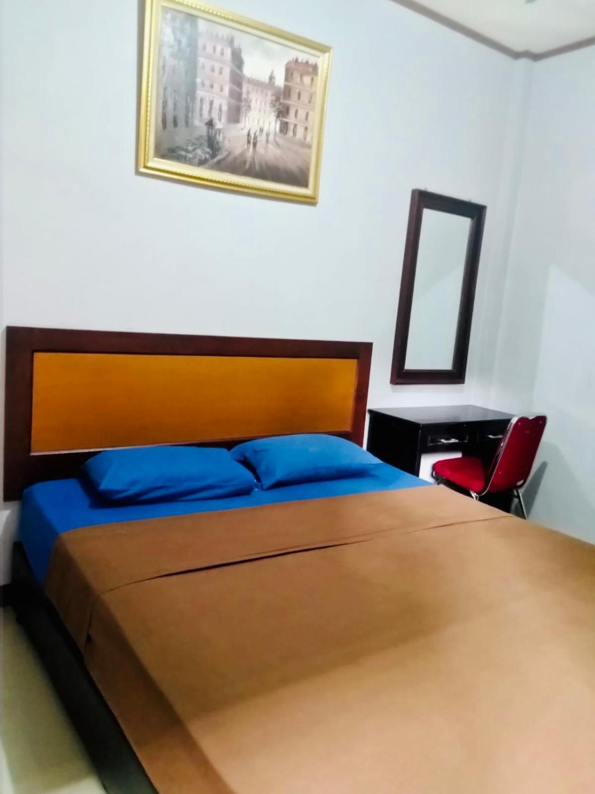 Tw Penginapan Cianjur Exterior photo
